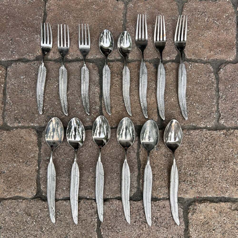 Pottery Barn Quill Feather Stainless Flatware Lot 14 Pieces Spoons Forks